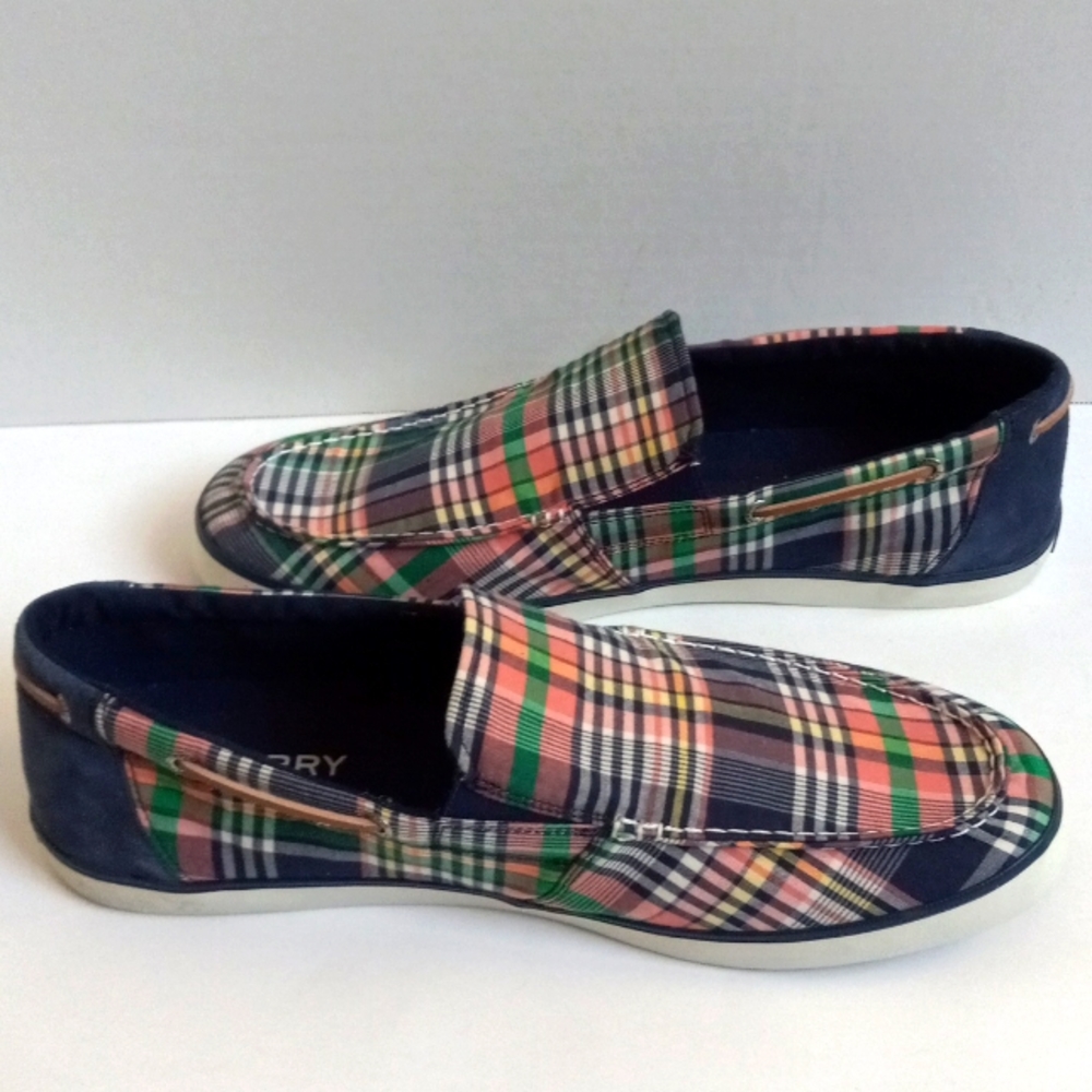 Sperry Memory Foam Sneakers